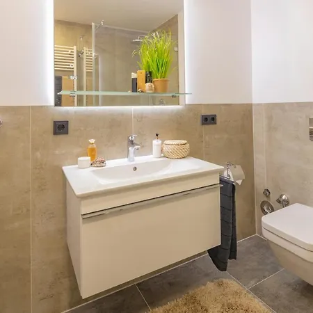 Sweethome - Luxus Pur - Grosse Kueche, 2 Baeder, 2 Terrassen * 奥托布伦