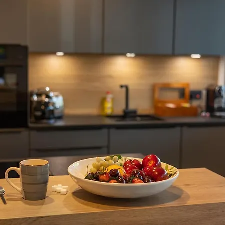 شقة Sweethome - Luxus Pur - Grosse Kueche, 2 Baeder, 2 Terrassen